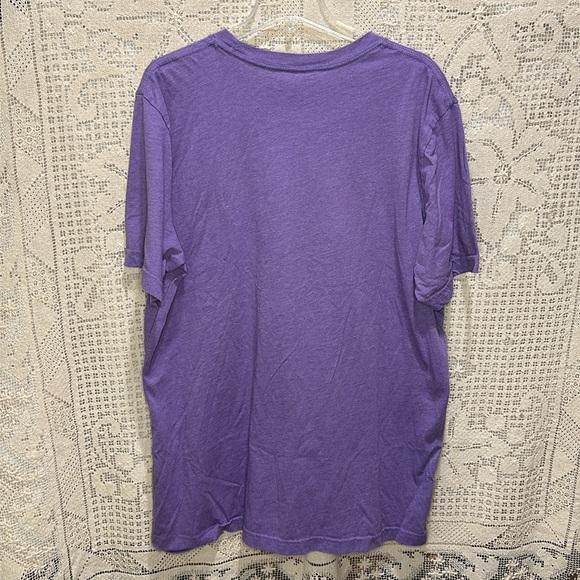 Disney purple tshirt Best Day Ever size XL - Picture 4 of 4